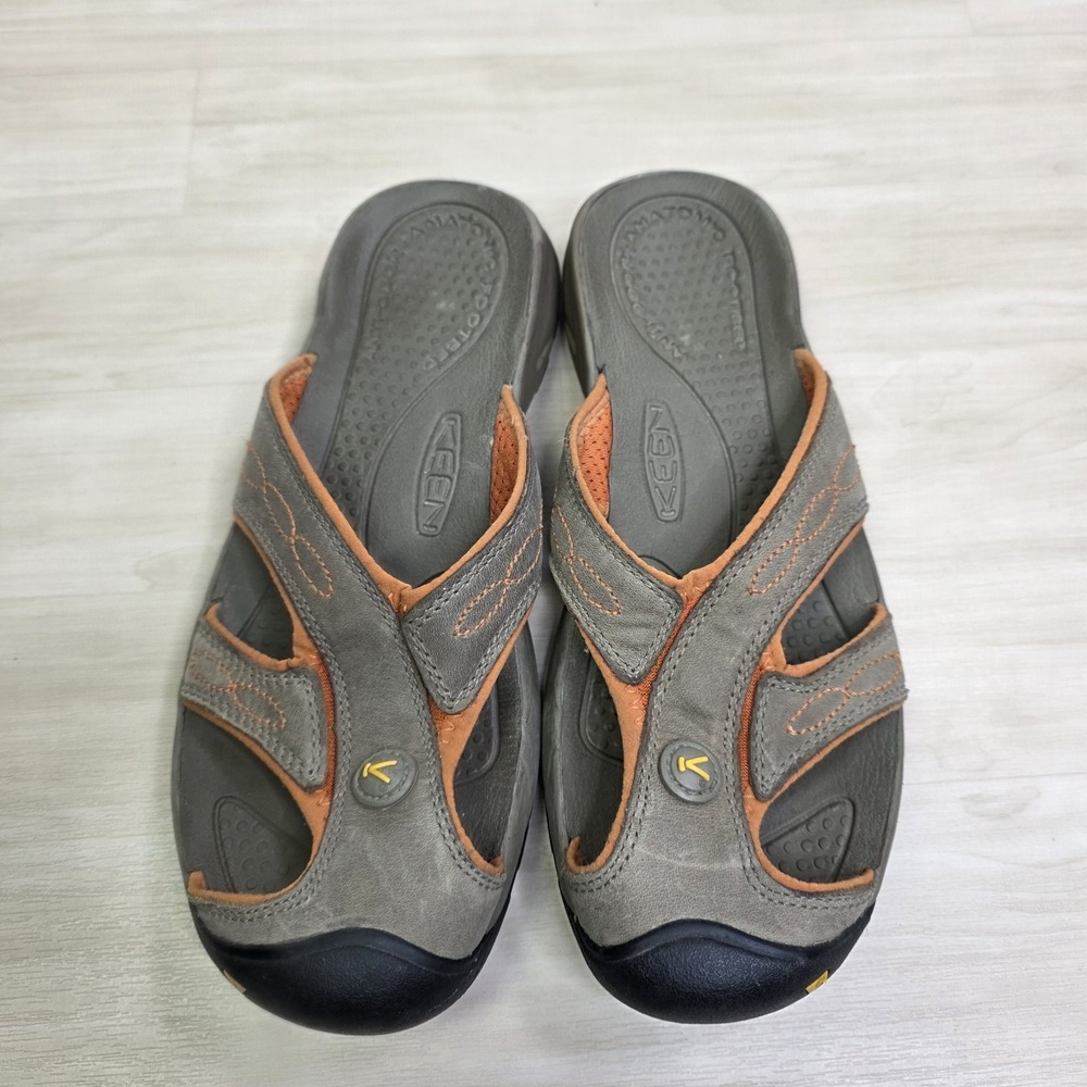 Portico - Picture 2 of 8